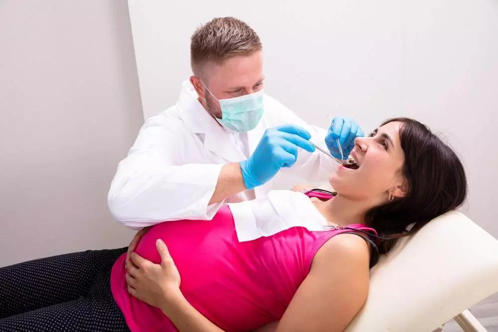Tips to Take Care of Dental Health During Pregnancy